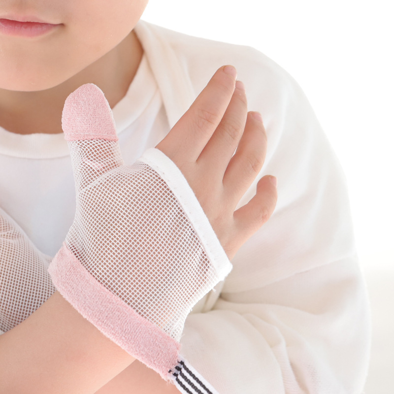 1Pair Anti Bite Finger Sucking - مراجعة Baby Products Sale وسعره